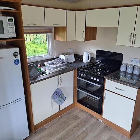 Caravan Waxholme Экстерьер фото