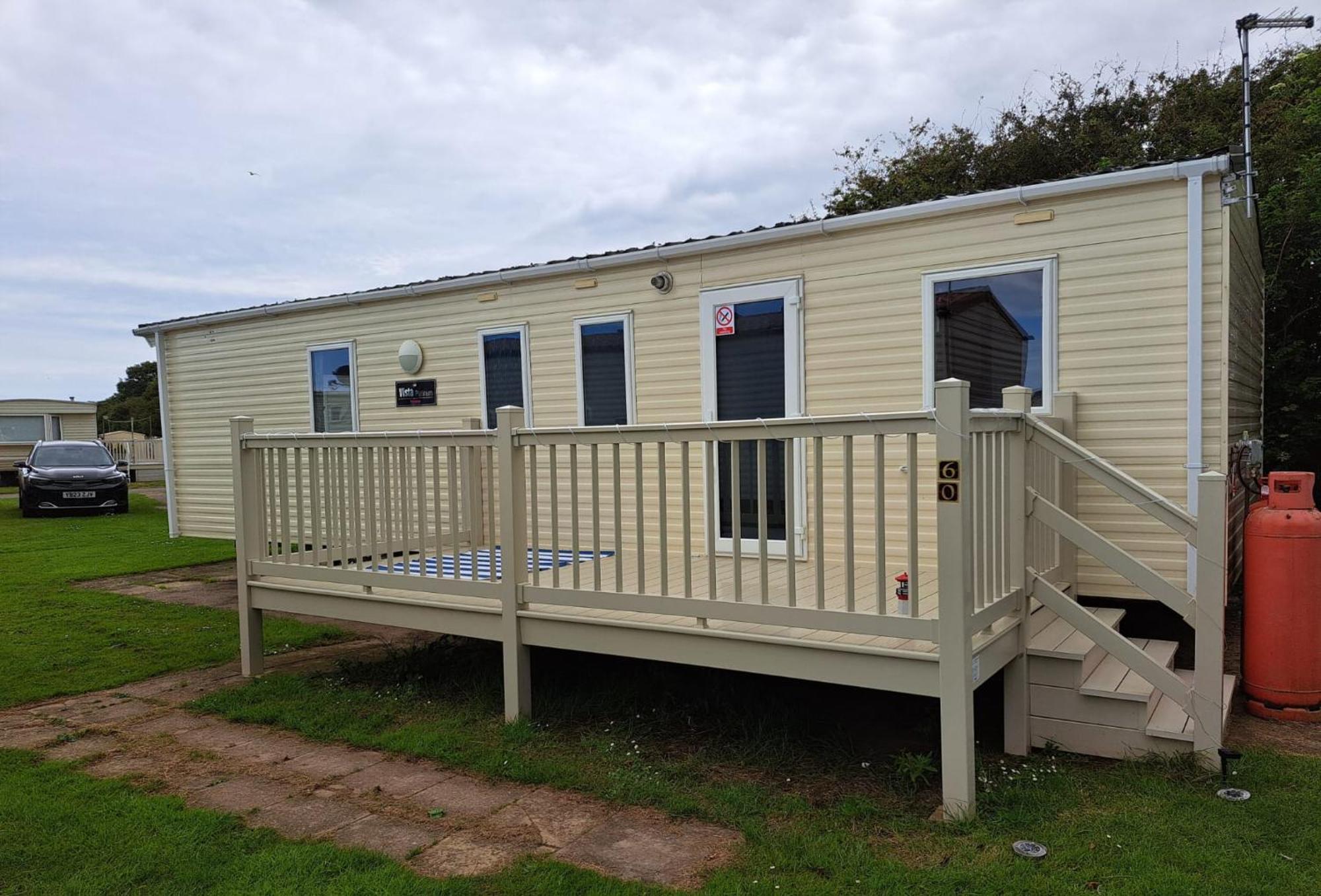 Caravan Waxholme Экстерьер фото